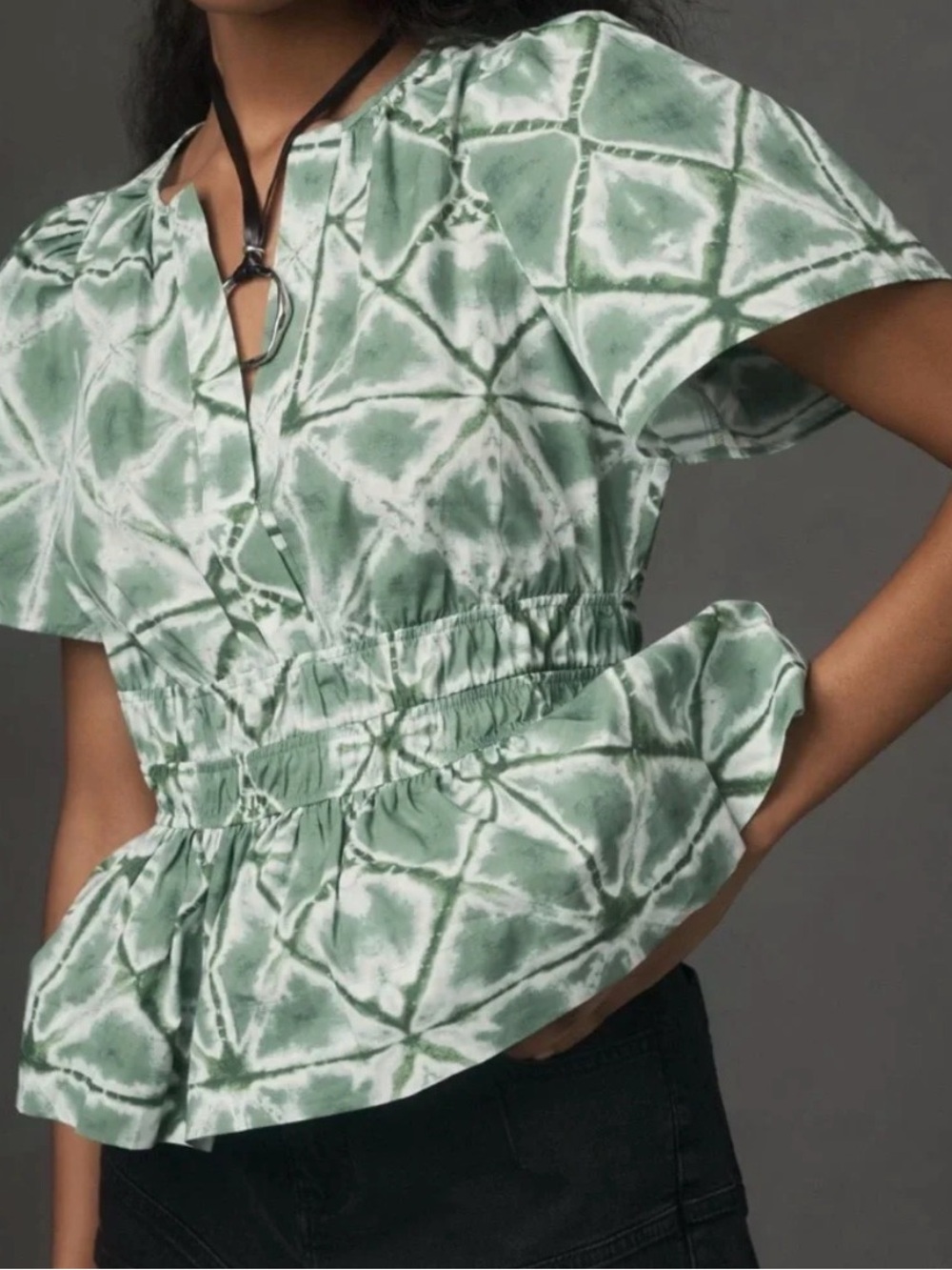 Anthropologie The Somerset Blouse Flutter Sleeves Smocked Waist White Green XXS